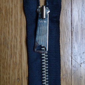 12 Inch Talon 1950s-60s Heavy Weight Metal Talon Separating Zipper -- Silver and